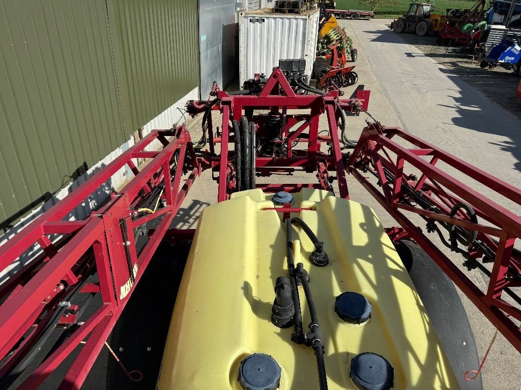 Anhängespritze Hardi Navigator 3000L 24m: das Bild 17