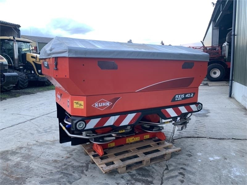 Kuhn Axis 40.2 M-EMC Fert Spreader - Düngerstreuer: das Bild 3 Kuhn Axis 40.2 M-EMC Fert Spreader - Düngerstreuer: das Bild 3