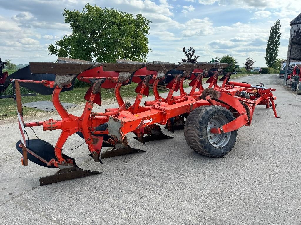 Kuhn VT 1180 M6H - Pflug: das Bild 2 Kuhn VT 1180 M6H - Pflug: das Bild 2