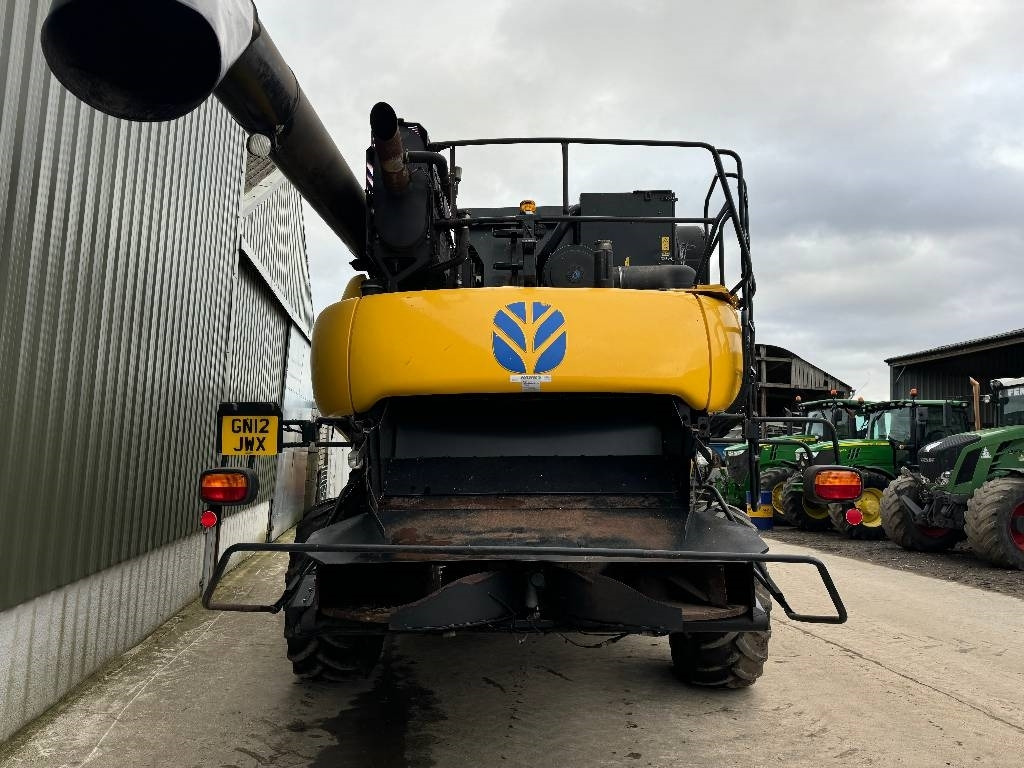 Mähdrescher New Holland CR 9090: das Bild 7