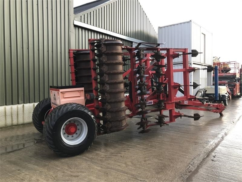 Sumo Sumo Trio 4.5m Trailed Cultivator - Bodenfräse: das Bild 2 Sumo Sumo Trio 4.5m Trailed Cultivator - Bodenfräse: das Bild 2
