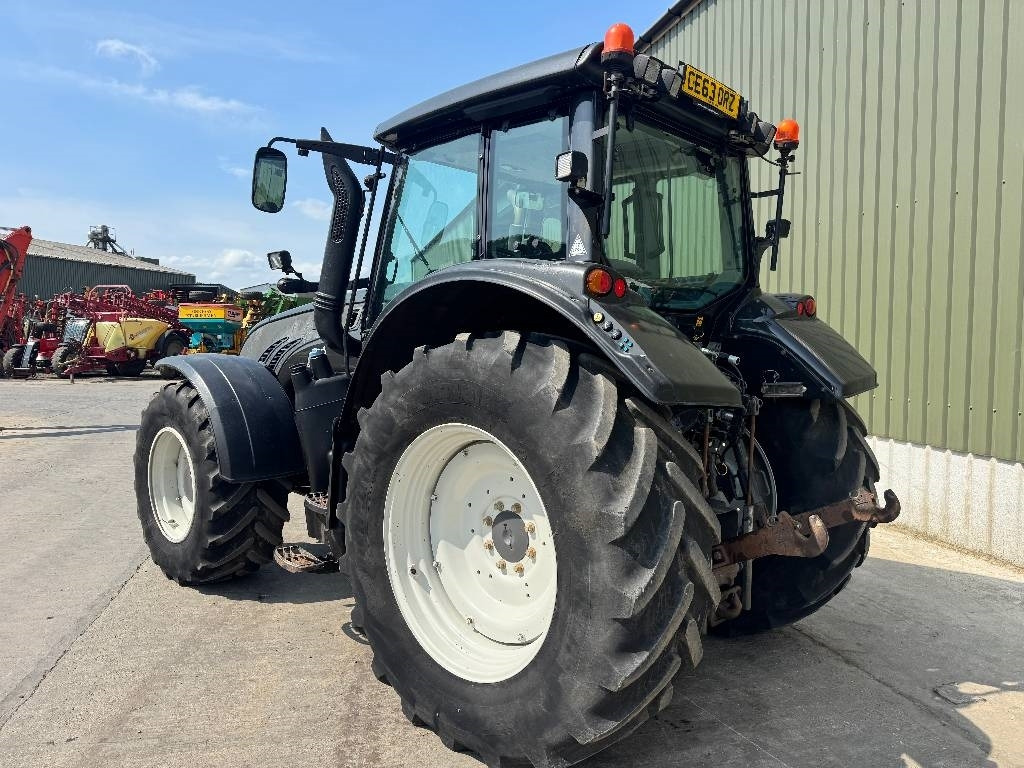 Valtra T163 Direct - Traktor: das Bild 4 Valtra T163 Direct - Traktor: das Bild 4