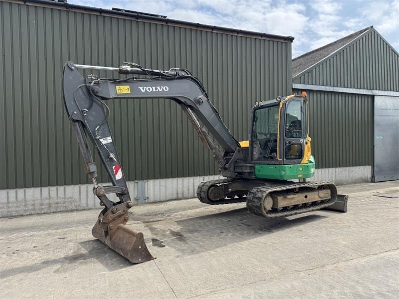 Volvo ECR88D Tracked Digger - Knickgelenkter Dumper: das Bild 3 Volvo ECR88D Tracked Digger - Knickgelenkter Dumper: das Bild 3