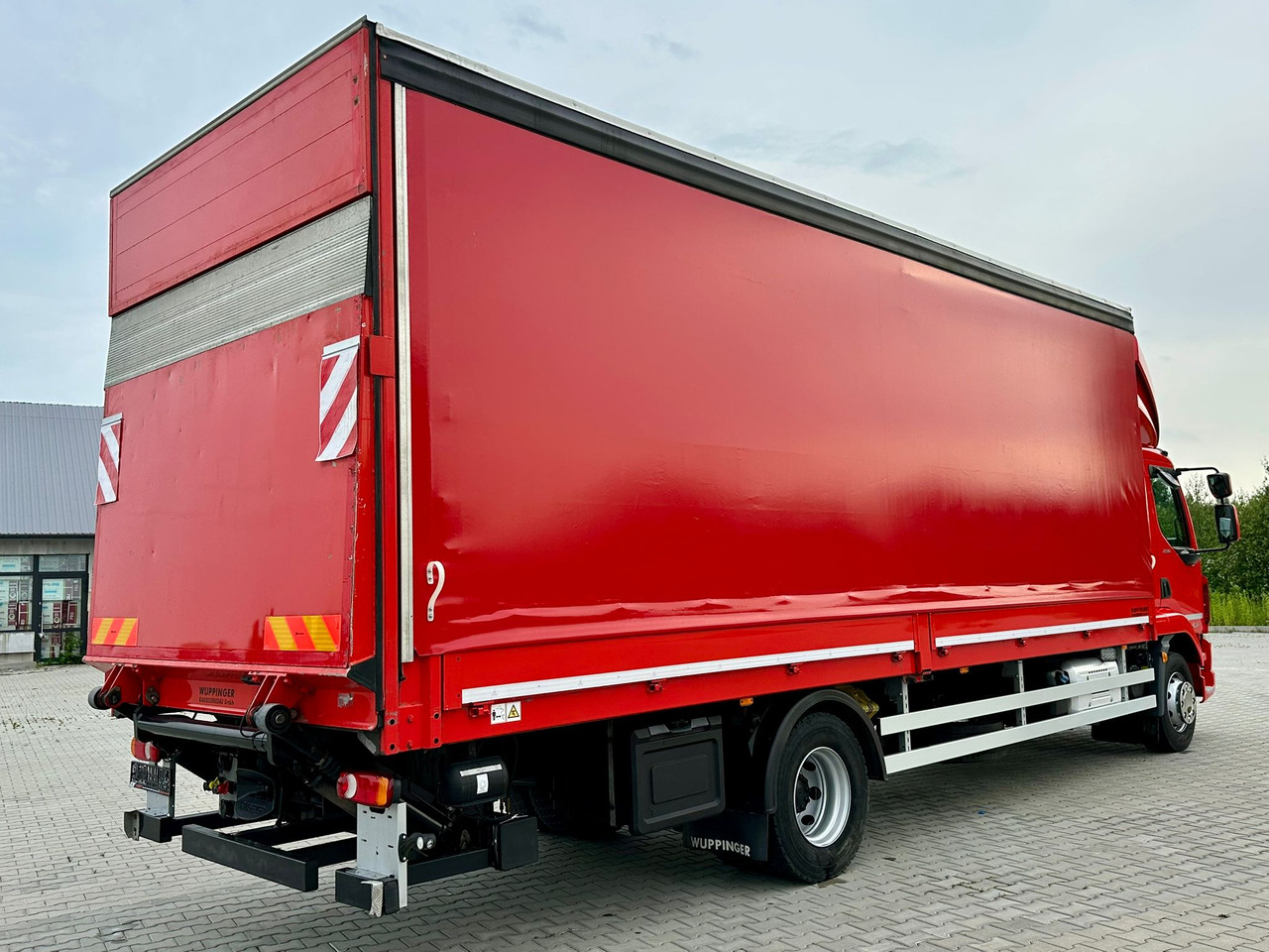 DAF LF 290 / BURTO - FIRANKA / 18 PALET / WINDA / 16 T DMC / SYPIALKA / 2020 ROK / SPROWADZONY - Plane LKW: das Bild 4 DAF LF 290 / BURTO - FIRANKA / 18 PALET / WINDA / 16 T DMC / SYPIALKA / 2020 ROK / SPROWADZONY - Plane LKW: das Bild 4