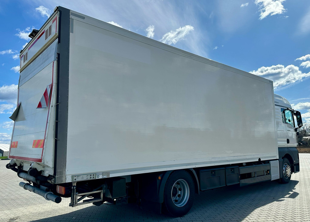 MAN TGX 18.360 / CHŁODNIA / WINDA / AUTOMAT / 19 EUROPALET / THERMO KING / SYPIALKA / SPROWADZONY - Kühlkoffer LKW: das Bild 4 MAN TGX 18.360 / CHŁODNIA / WINDA / AUTOMAT / 19 EUROPALET / THERMO KING / SYPIALKA / SPROWADZONY - Kühlkoffer LKW: das Bild 4