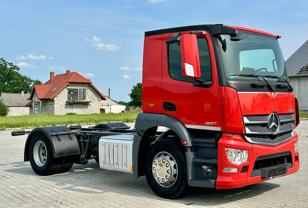 MERCEDES-BENZ ANTOS 1827 / DO ZABUDOWY / ROZSTAW OSI 3.8 M / EURO 6 / WYWROTKA / BECZKA / UTRZYMANIE DRÓG / HAKOWIEC / Z NIEMIEC - Fahrgestell LKW: das Bild 1 MERCEDES-BENZ ANTOS 1827 / DO ZABUDOWY / ROZSTAW OSI 3.8 M / EURO 6 / WYWROTKA / BECZKA / UTRZYMANIE DRÓG / HAKOWIEC / Z NIEMIEC - Fahrgestell LKW: das Bild 1