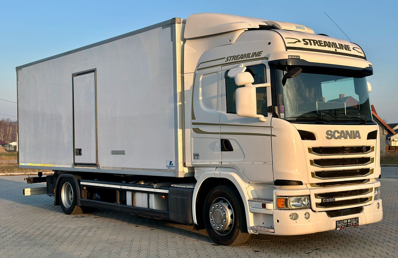 SCANIA G360 / IZOTERMA / 6.8 M DŁUGOŚCI / AUTOMAT / CAŁA NA PODUSZKACH / KLIMA POSTOJOWA / ELEKTRYCZNA ROLETA TYŁ / SYPIALKA - Isotherm LKW: das Bild 1 SCANIA G360 / IZOTERMA / 6.8 M DŁUGOŚCI / AUTOMAT / CAŁA NA PODUSZKACH / KLIMA POSTOJOWA / ELEKTRYCZNA ROLETA TYŁ / SYPIALKA - Isotherm LKW: das Bild 1
