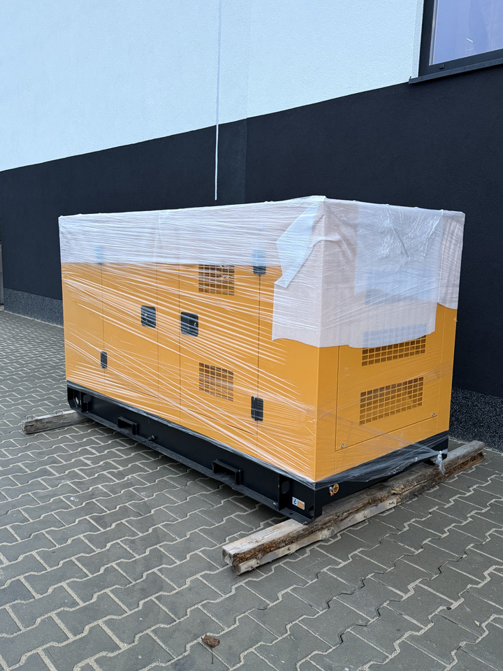 IVECO 80 kVA / 65 kW - Stromgenerator: das Bild 2 IVECO 80 kVA / 65 kW - Stromgenerator: das Bild 2
