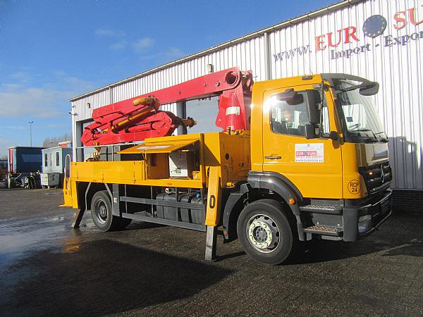 PUTZMEISTER M20.4 - MB 1929 4x2 - Betonpumpe: das Bild 1 PUTZMEISTER M20.4 - MB 1929 4x2 - Betonpumpe: das Bild 1