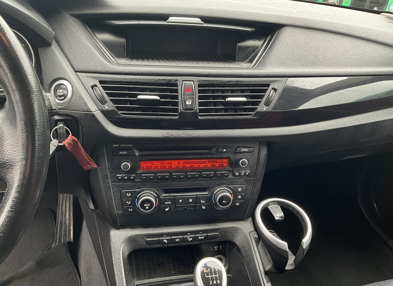 SUV/ Geländewagen BMW X1: das Bild 14