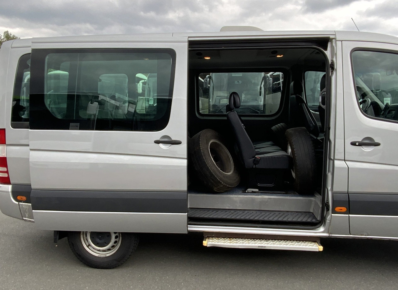 Mercedes-Benz 315 CDI Sprinter - Kleinbus, Personentransporter: das Bild 5 Mercedes-Benz 315 CDI Sprinter - Kleinbus, Personentransporter: das Bild 5
