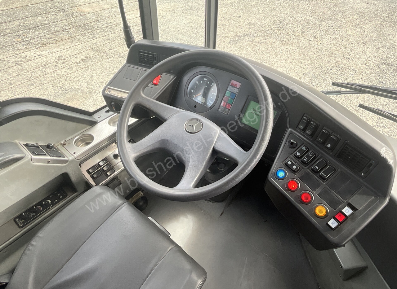 Innenraum Bild 1: Gelenkbus Mercedes-Benz O 530 G Citaro