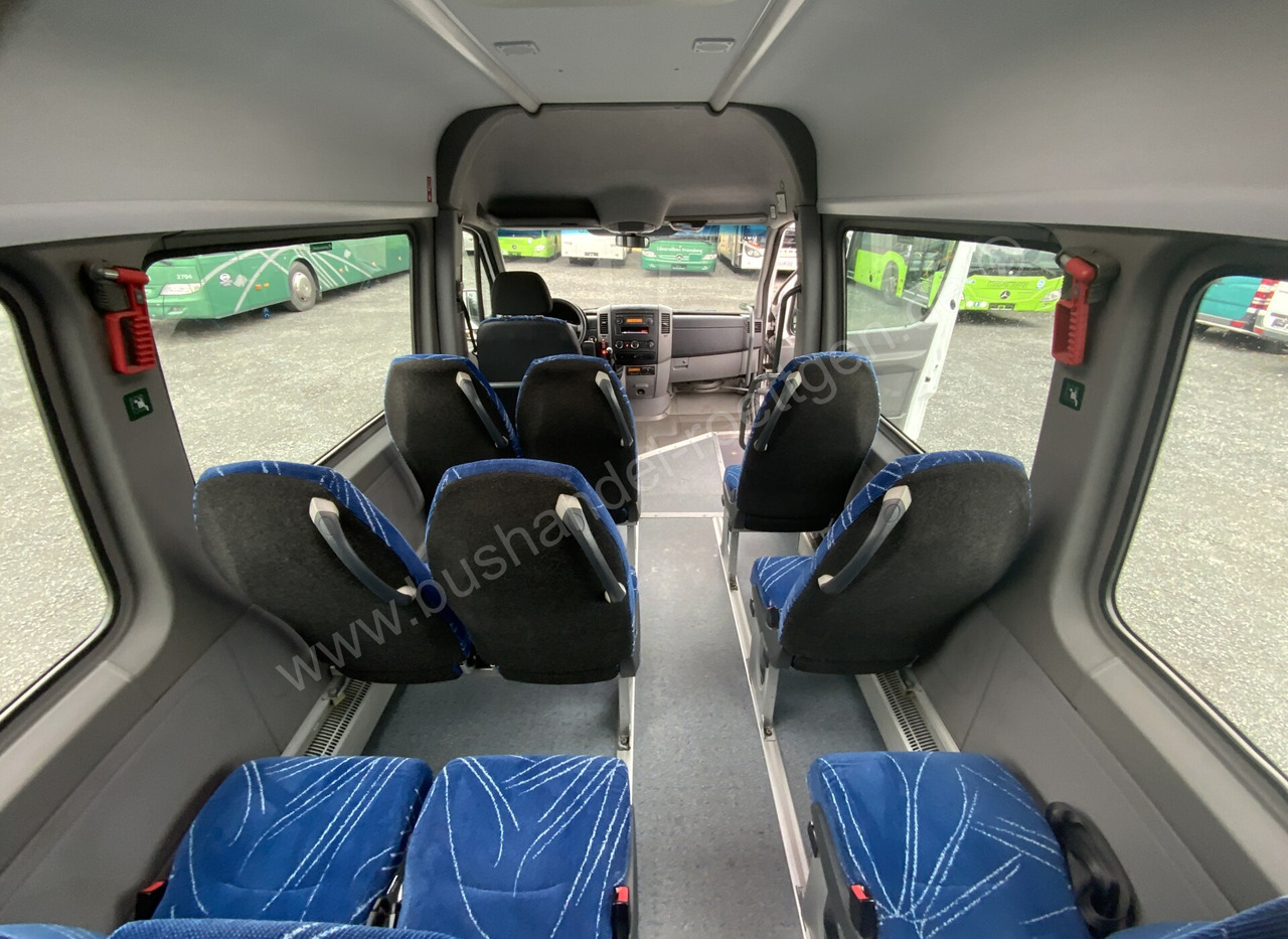 Kleinbus, Personentransporter Mercedes-Benz Transfer 45: das Bild 13