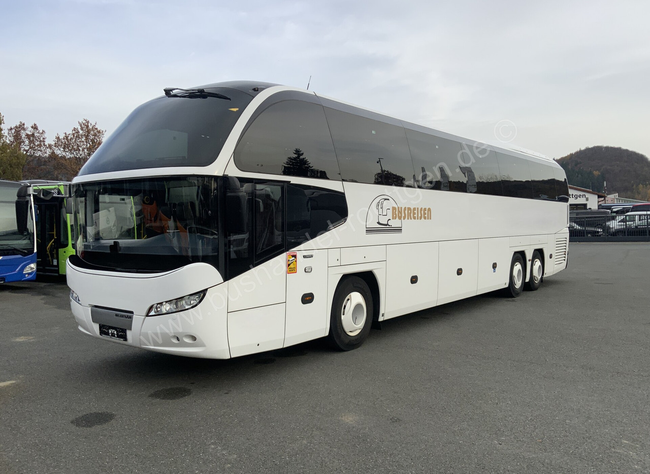 Neoplan Cityliner - Reisebus: das Bild 2 Neoplan Cityliner - Reisebus: das Bild 2