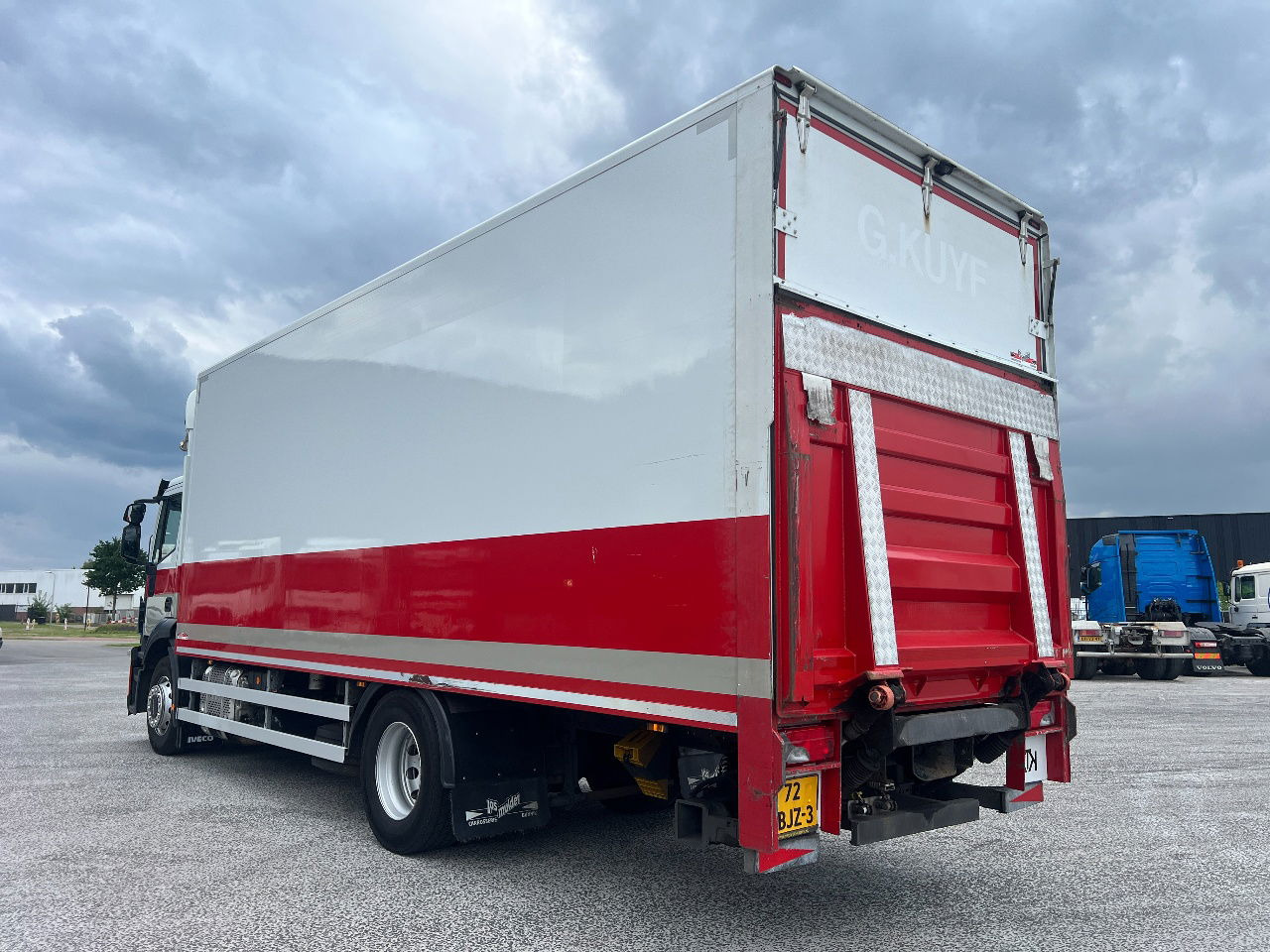 Iveco Stralis 310 AD, 19Ton, Euro 6 - Koffer LKW: das Bild 4 Iveco Stralis 310 AD, 19Ton, Euro 6 - Koffer LKW: das Bild 4