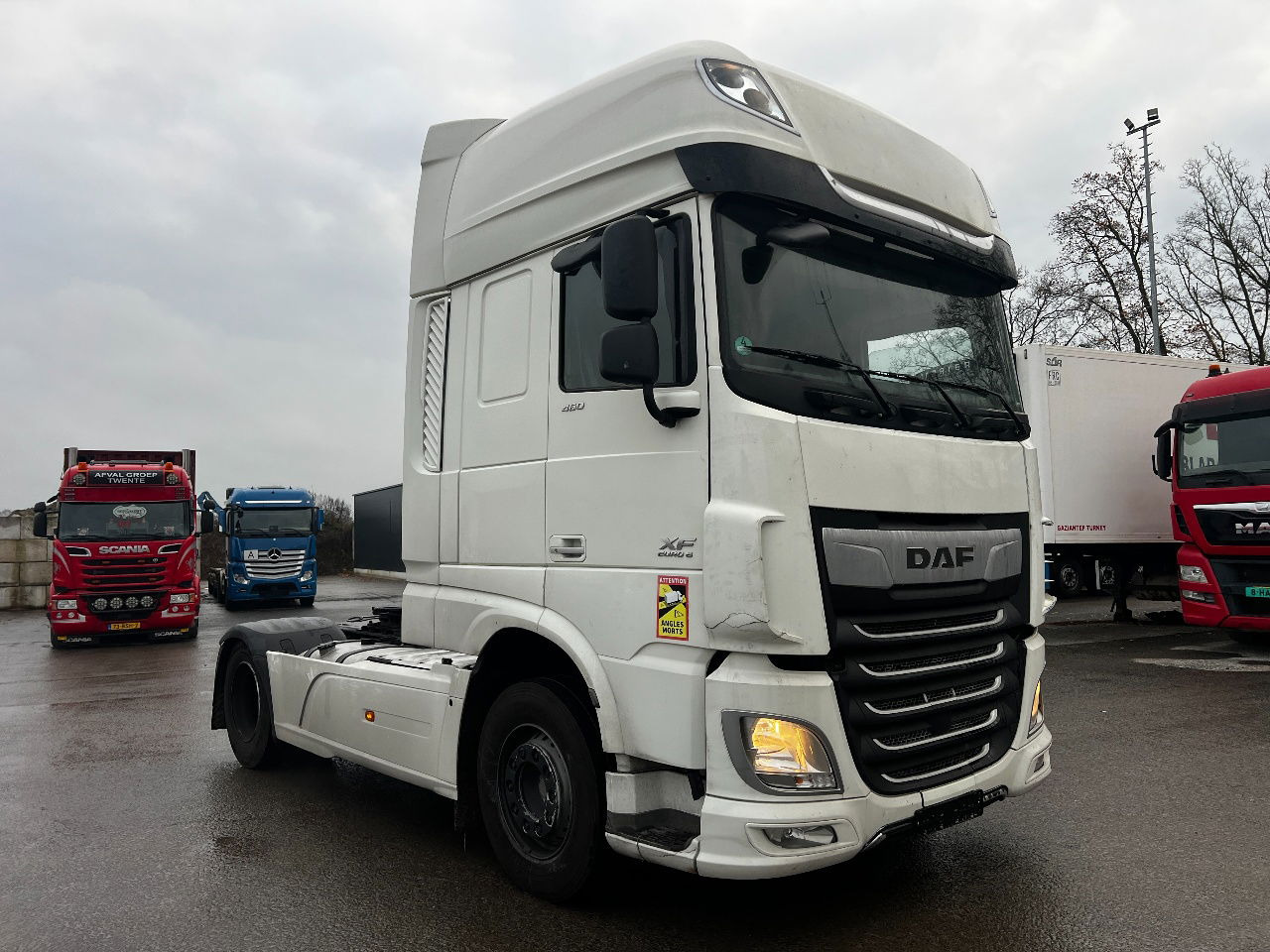 DAF XF 460 SSC, Retarder, Full spoiler - Sattelzugmaschine: das Bild 2 DAF XF 460 SSC, Retarder, Full spoiler - Sattelzugmaschine: das Bild 2