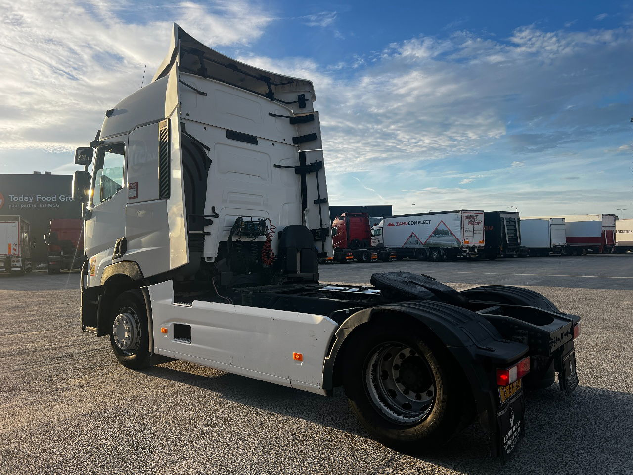 Renault T380 EUro 6, Full spoilers - Sattelzugmaschine: das Bild 4 Renault T380 EUro 6, Full spoilers - Sattelzugmaschine: das Bild 4