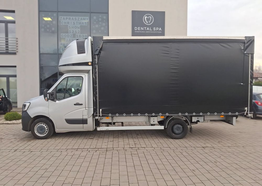 Renault Master - Planen Transporter: das Bild 2 Renault Master - Planen Transporter: das Bild 2