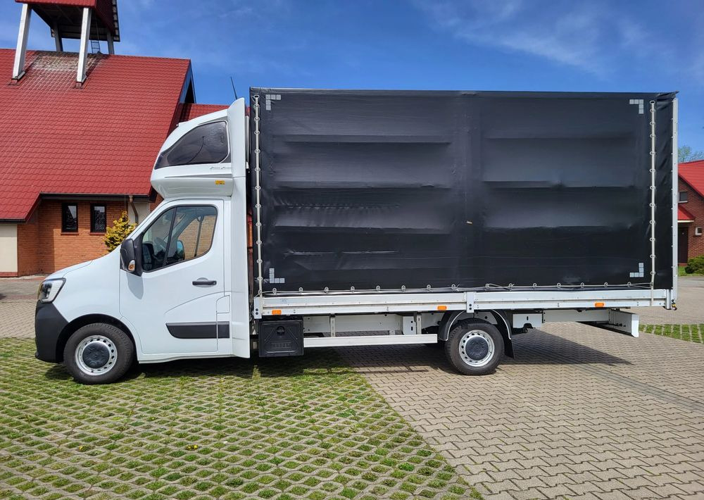 Renault Master - Planen Transporter: das Bild 2 Renault Master - Planen Transporter: das Bild 2