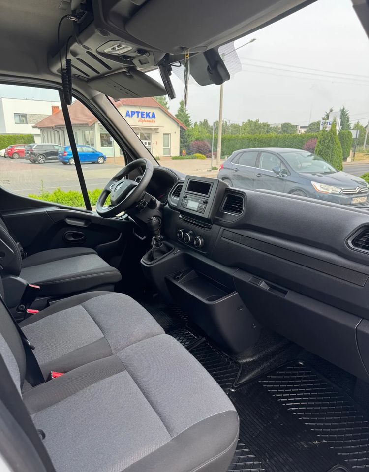 Planen Transporter Renault Master: das Bild 9