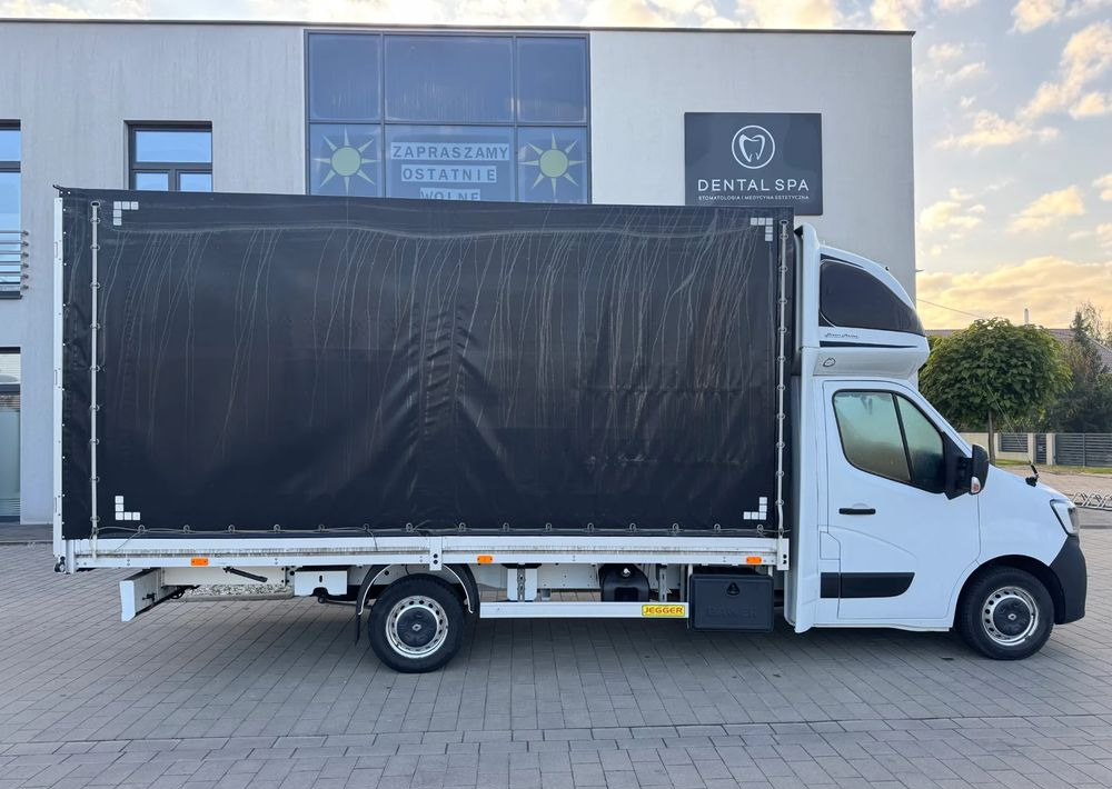 Renault Master - Planen Transporter: das Bild 4 Renault Master - Planen Transporter: das Bild 4