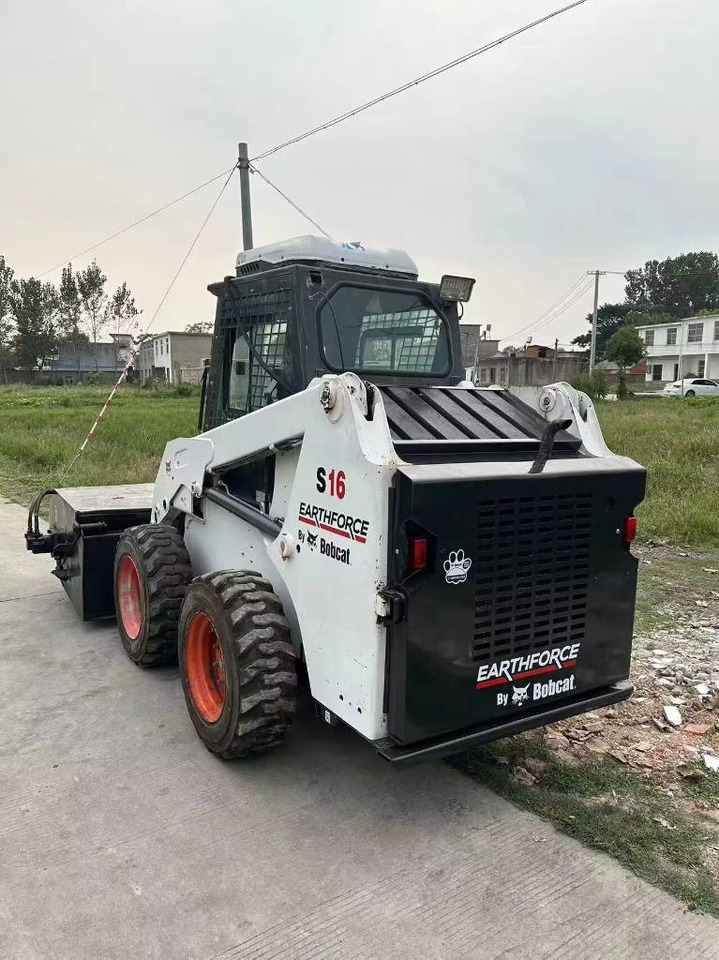 Bobcat S 16 - Kompaktlader: das Bild 5 Bobcat S 16 - Kompaktlader: das Bild 5