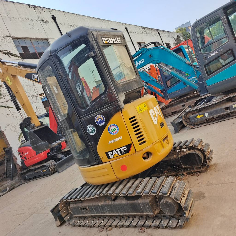 CAT 303 CR - Minibagger: das Bild 4 CAT 303 CR - Minibagger: das Bild 4