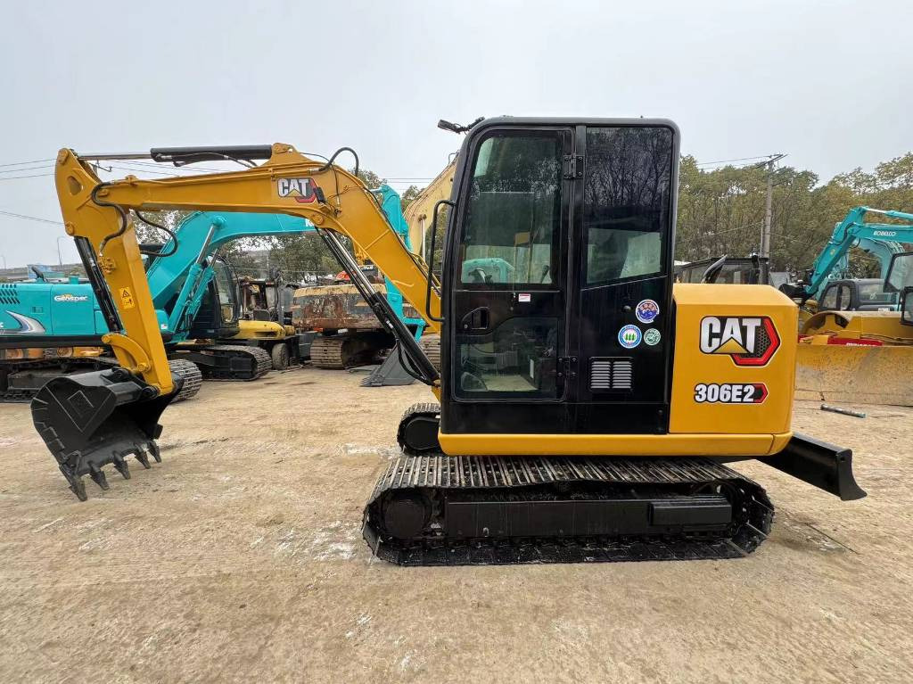 CAT 306E - Minibagger: das Bild 1 CAT 306E - Minibagger: das Bild 1