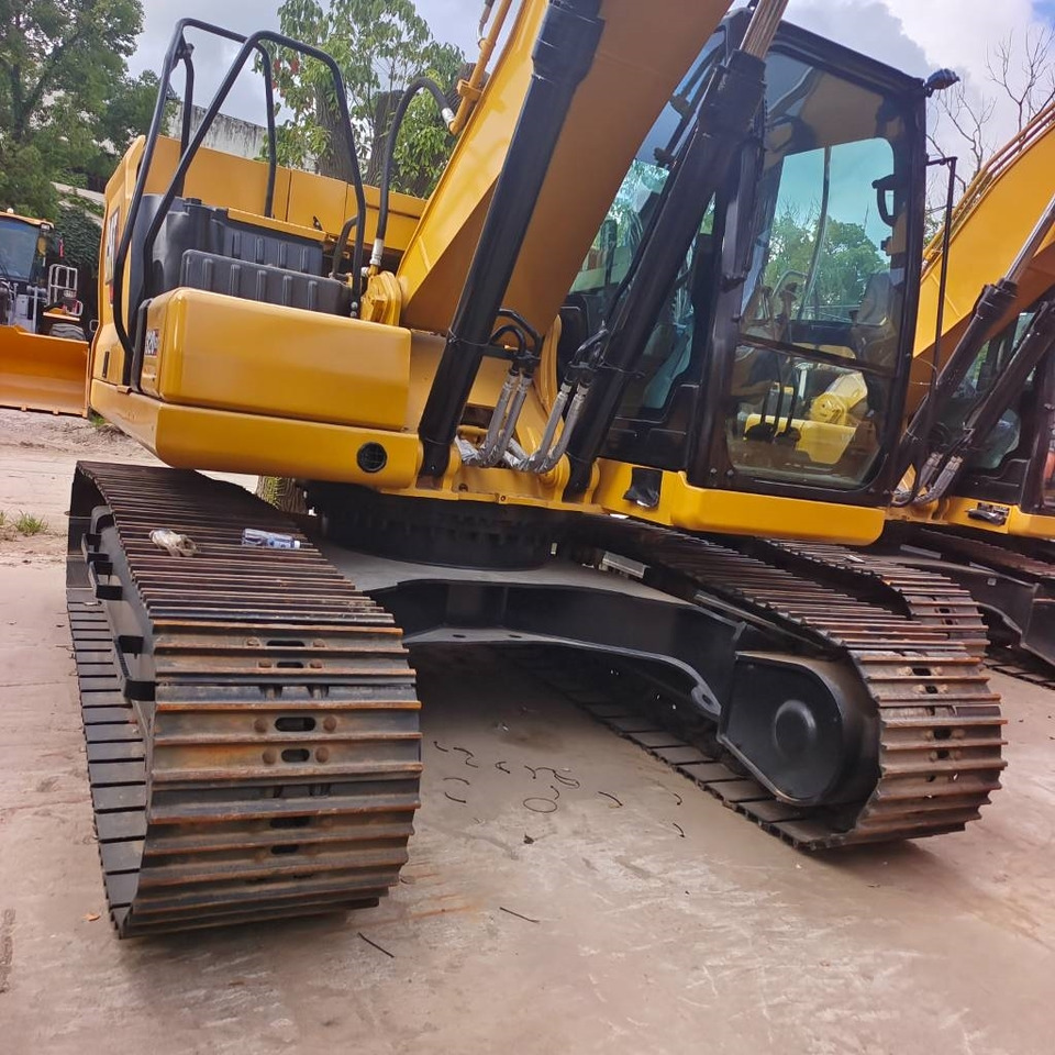 CAT 320 GC - Kettenbagger: das Bild 2 CAT 320 GC - Kettenbagger: das Bild 2