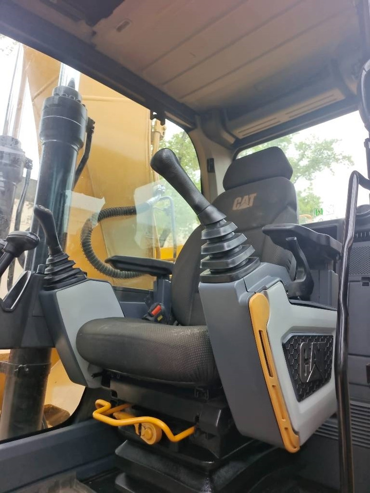 Kettenbagger CAT 320GC: das Bild 15 Kettenbagger CAT 320GC: das Bild 15