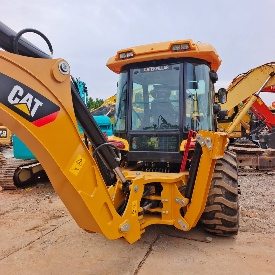 CAT 430 F - Baggerlader: das Bild 5 CAT 430 F - Baggerlader: das Bild 5