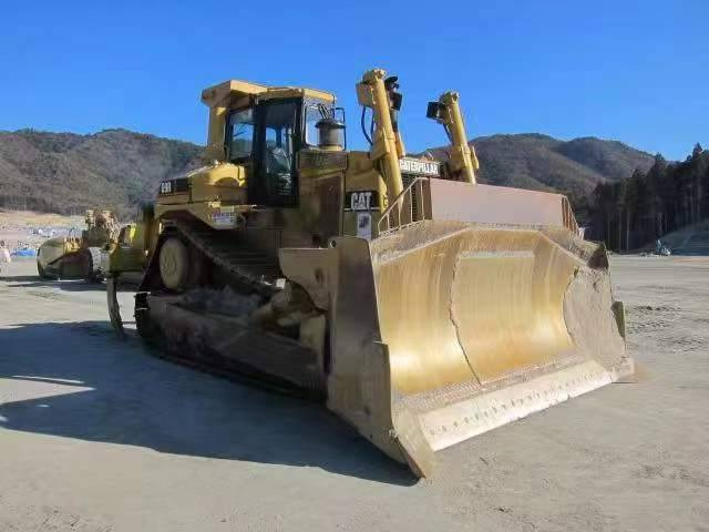 CAT D 9 R - Bulldozer: das Bild 3 CAT D 9 R - Bulldozer: das Bild 3