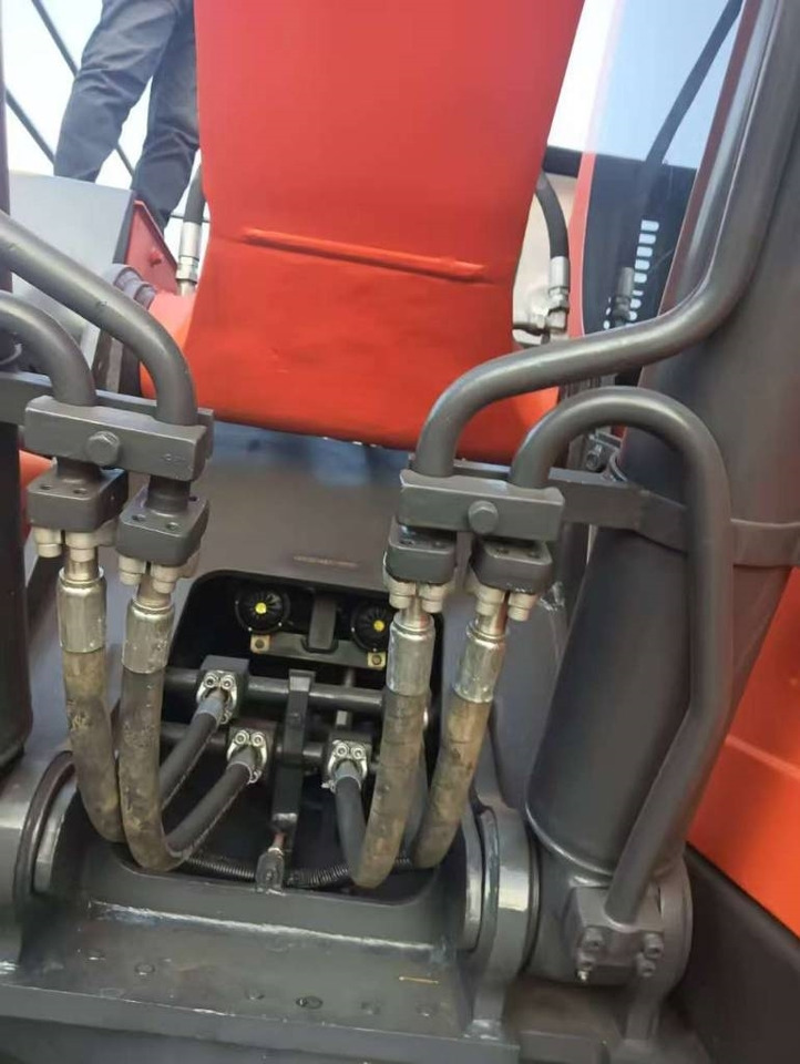 Doosan DX 225 LC-9C - Kettenbagger: das Bild 5 Doosan DX 225 LC-9C - Kettenbagger: das Bild 5