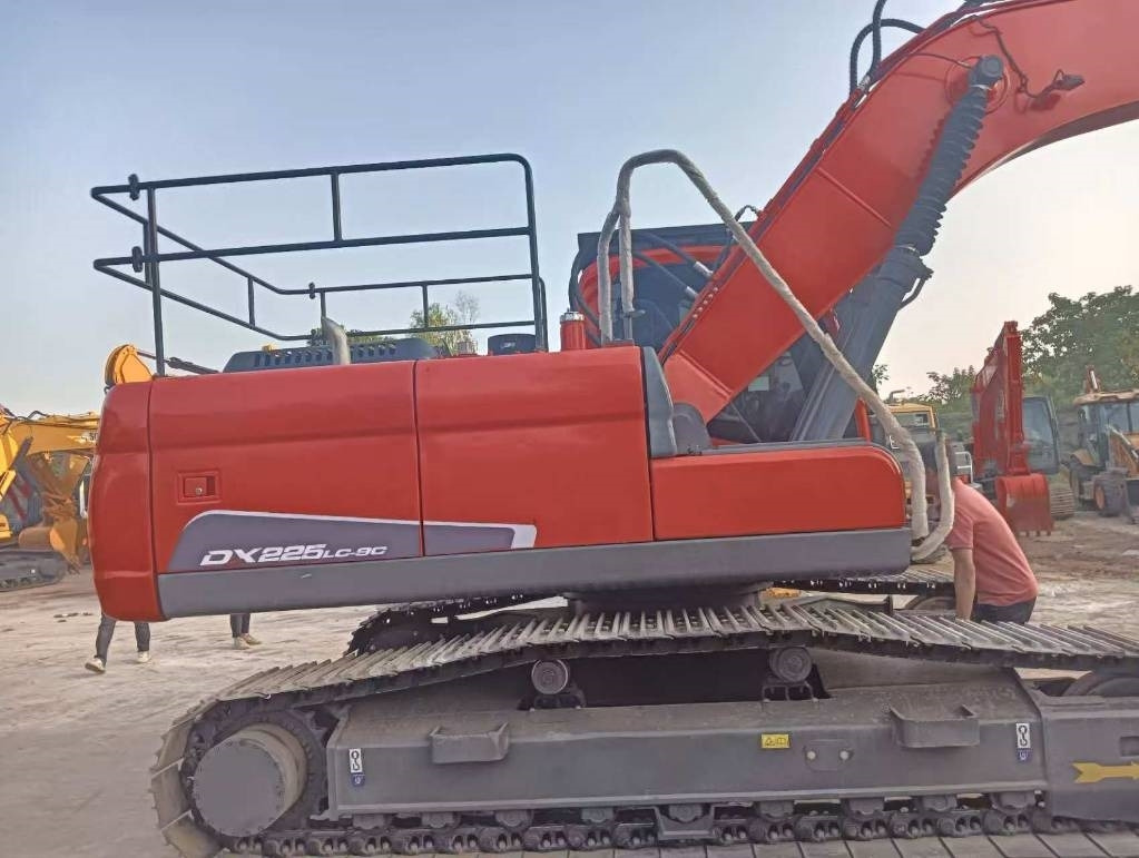 Doosan DX 225 LC-9C – Leasing Doosan DX 225 LC-9C: das Bild 10