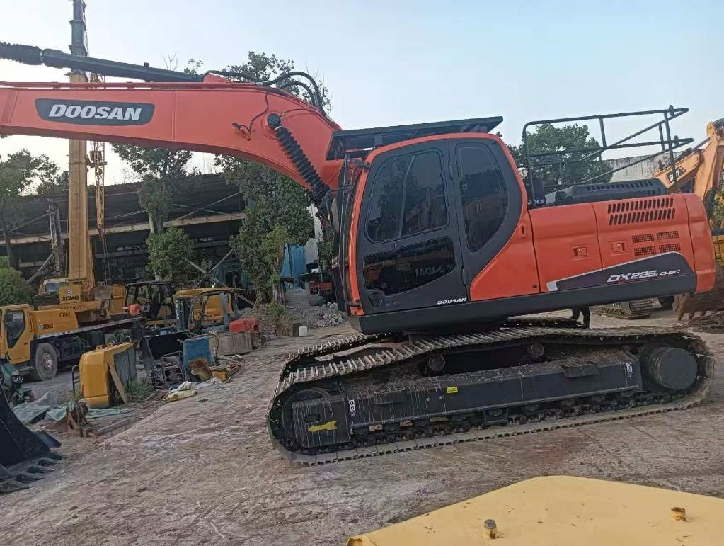 Doosan DX 225 LC-9C – Leasing Doosan DX 225 LC-9C: das Bild 13