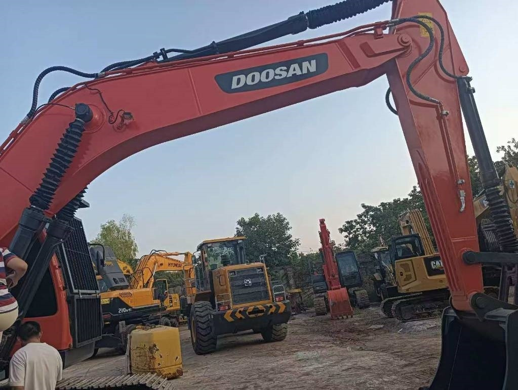 Doosan DX 225 LC-9C – Leasing Doosan DX 225 LC-9C: das Bild 17