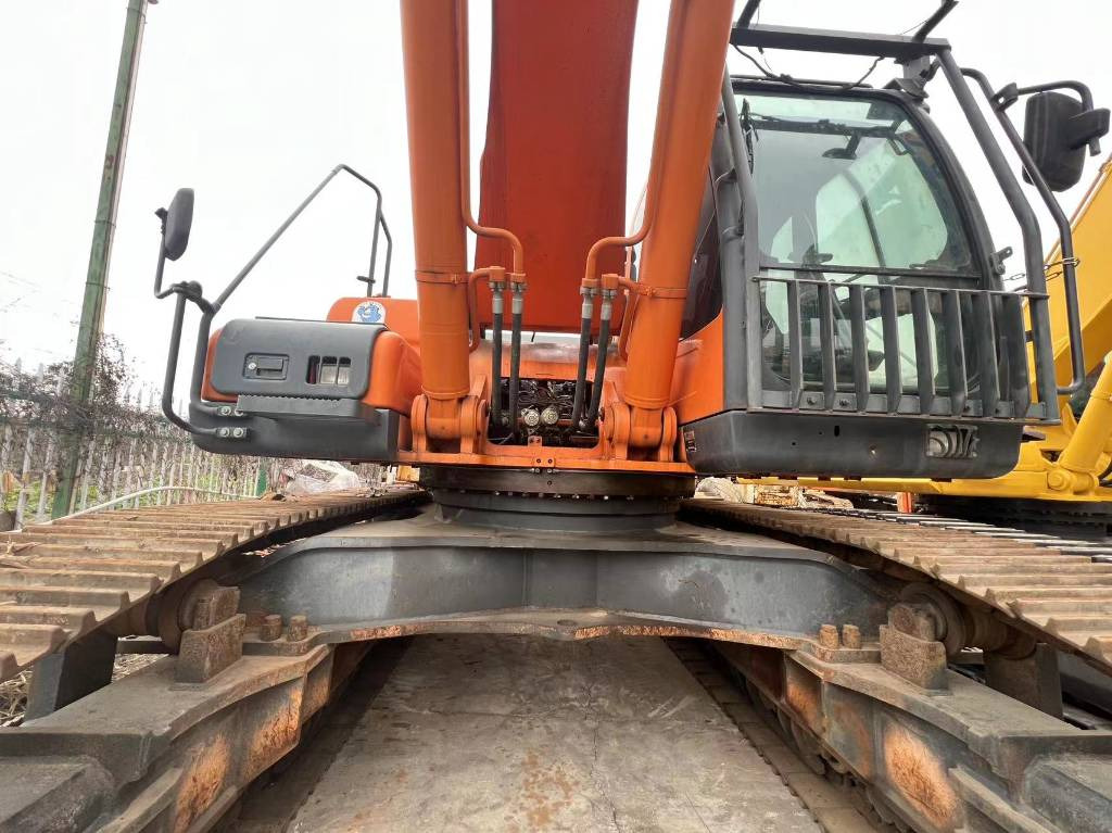Doosan DX 500 LCA - Kettenbagger: das Bild 3 Doosan DX 500 LCA - Kettenbagger: das Bild 3