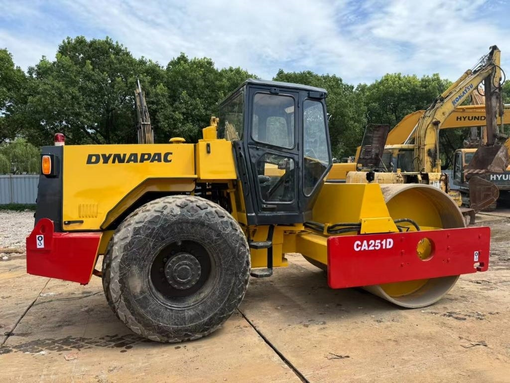 Dynapac CA 251 D - Walzenzug: das Bild 4 Dynapac CA 251 D - Walzenzug: das Bild 4