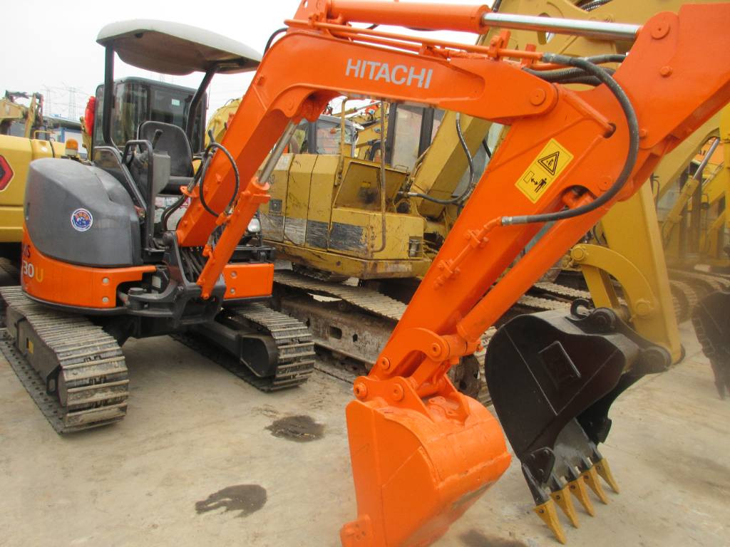Hitachi ZX 30 U - Minibagger: das Bild 1 Hitachi ZX 30 U - Minibagger: das Bild 1