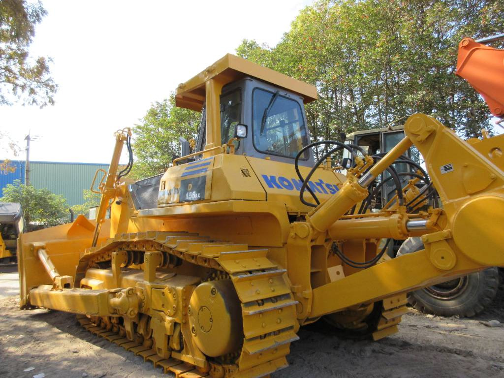 Komatsu D 155A - Bulldozer: das Bild 3 Komatsu D 155A - Bulldozer: das Bild 3