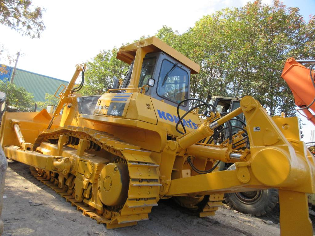 Komatsu D 155A - Bulldozer: das Bild 2 Komatsu D 155A - Bulldozer: das Bild 2