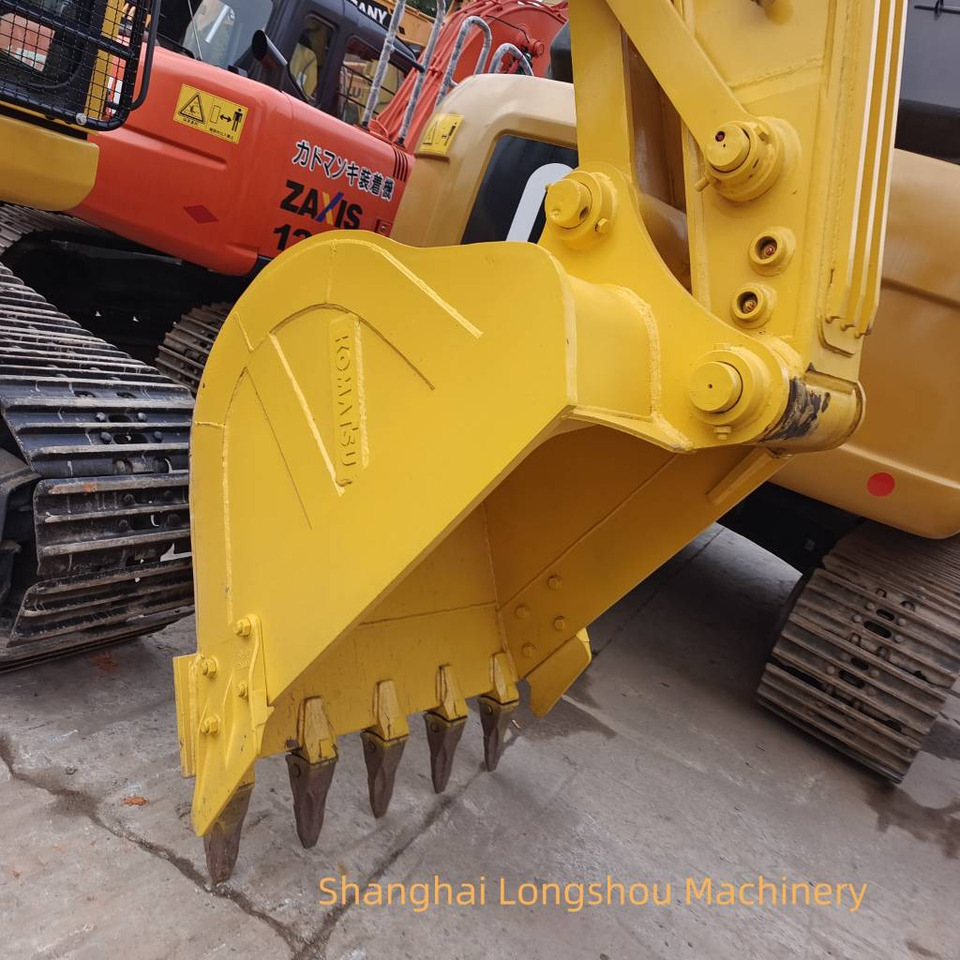 Komatsu PC 210-8 - Kettenbagger: das Bild 5 Komatsu PC 210-8 - Kettenbagger: das Bild 5
