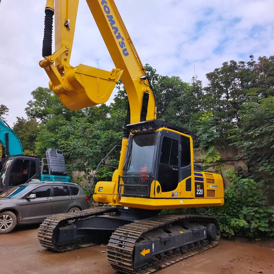 Komatsu PC 220 - Kettenbagger: das Bild 1 Komatsu PC 220 - Kettenbagger: das Bild 1