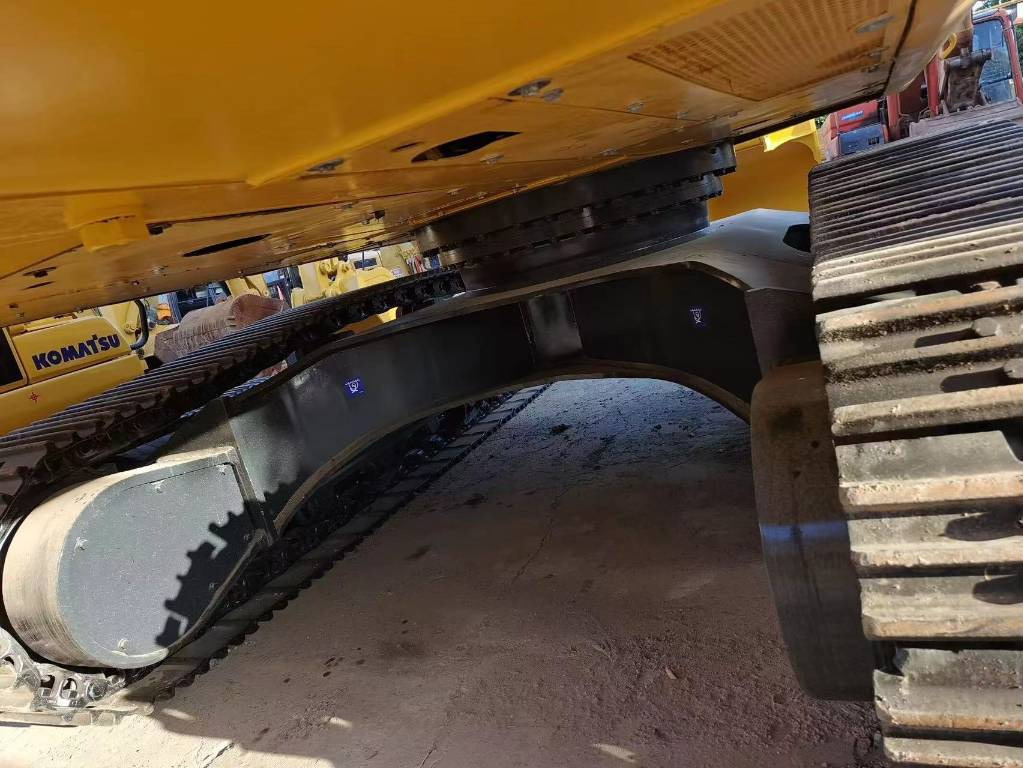 Komatsu PC 400 LC-8 - Kettenbagger: das Bild 5 Komatsu PC 400 LC-8 - Kettenbagger: das Bild 5