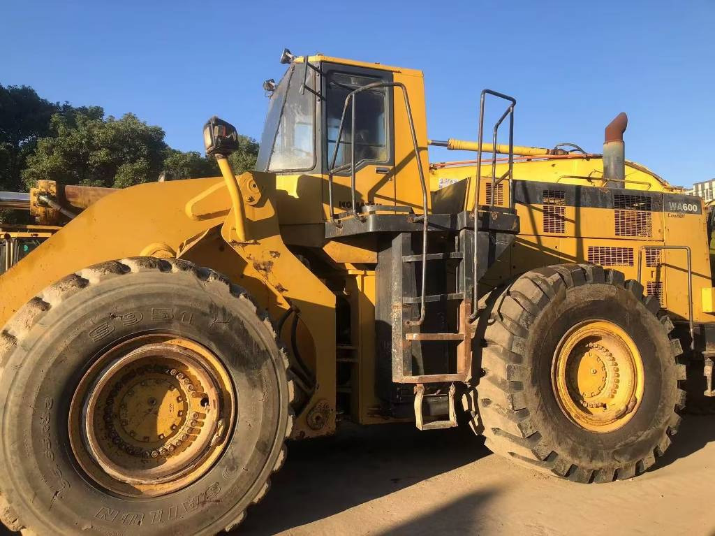 Komatsu WA 600-3 - Radlader: das Bild 3 Komatsu WA 600-3 - Radlader: das Bild 3