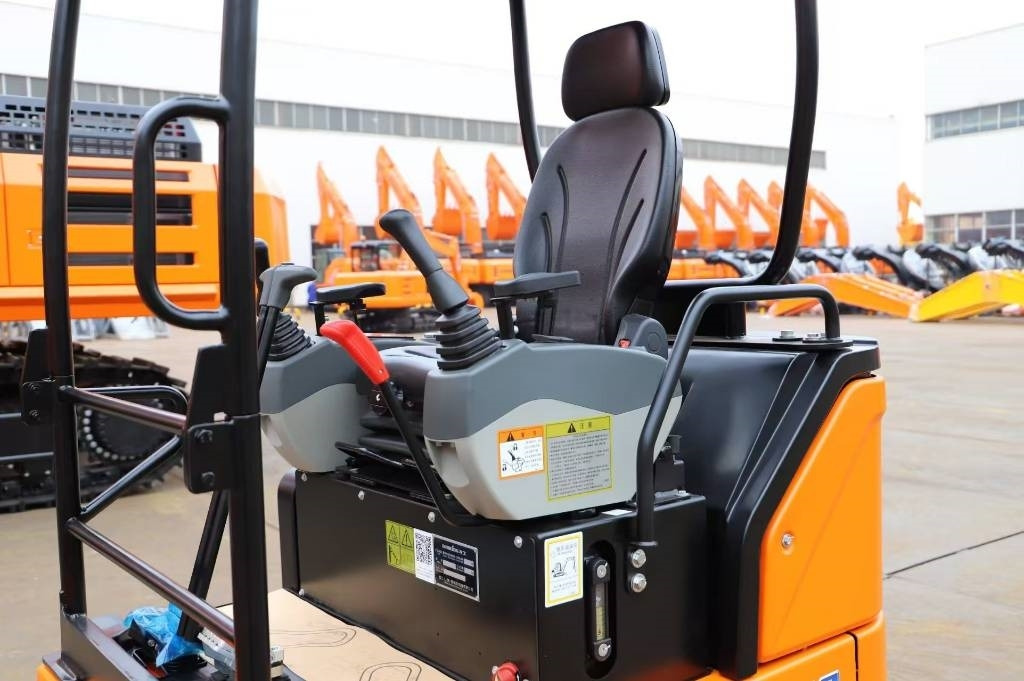Lonking LG 6018 BRAND NEW MACHINE - Kettenbagger: das Bild 5 Lonking LG 6018 BRAND NEW MACHINE - Kettenbagger: das Bild 5
