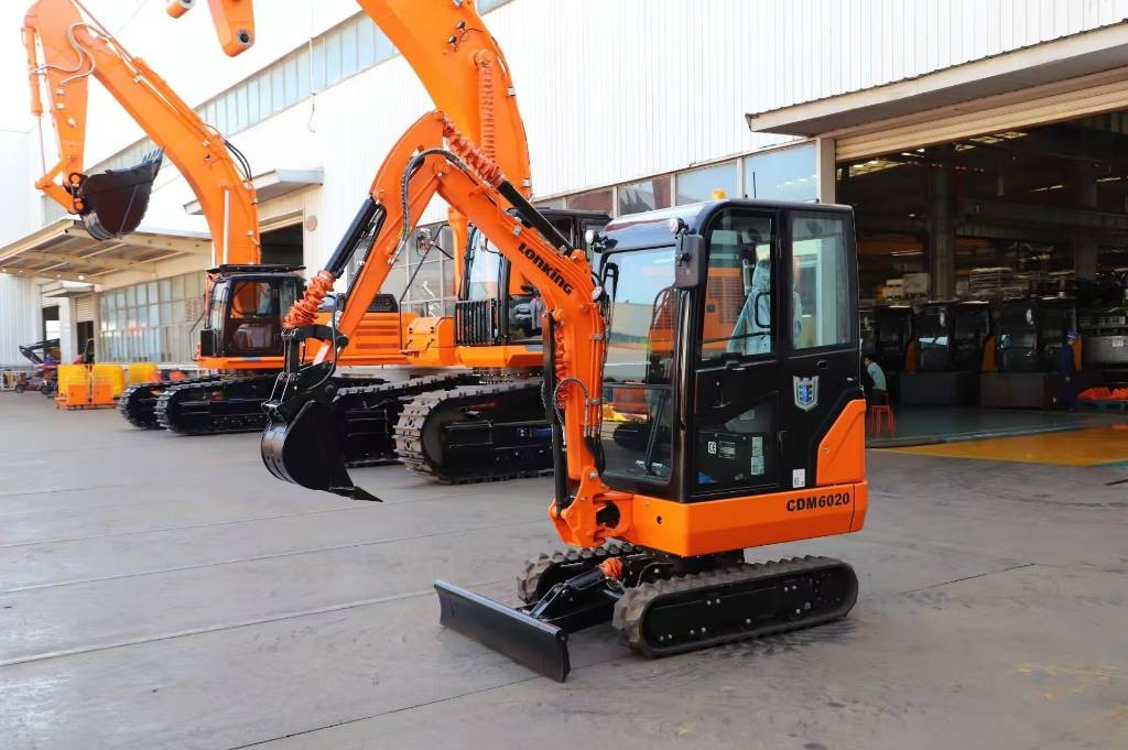 Lonking LG 6020 BRAND NEW MACHINE - Kettenbagger: das Bild 1 Lonking LG 6020 BRAND NEW MACHINE - Kettenbagger: das Bild 1