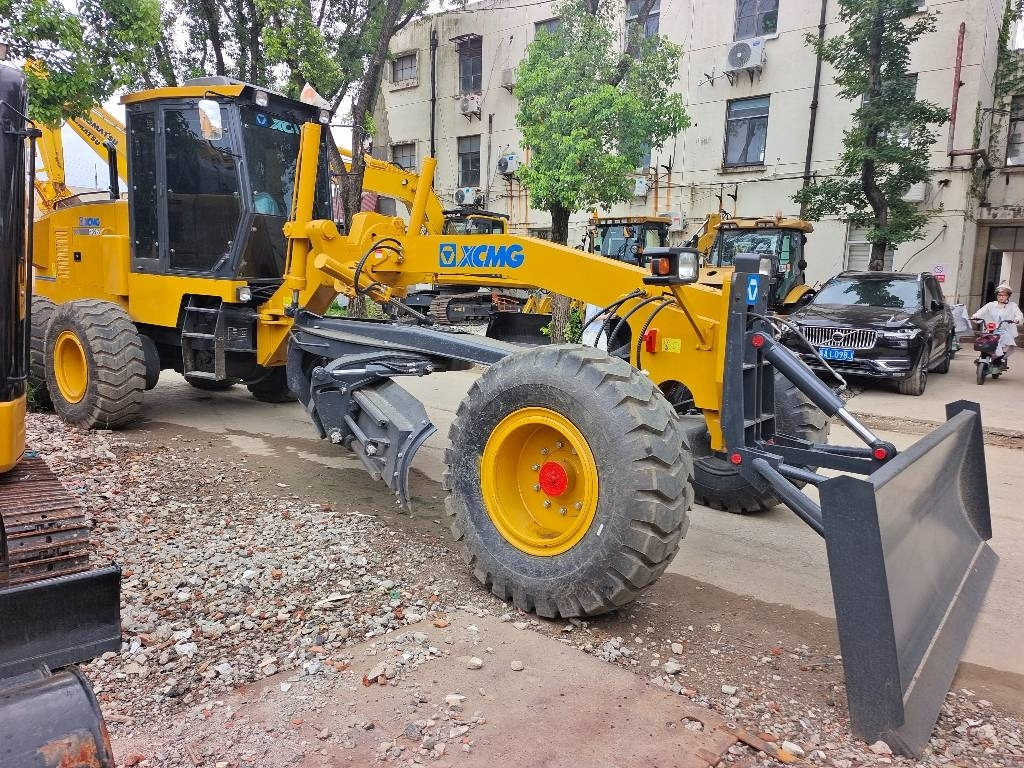 XCMG GR2153 - Grader: das Bild 2 XCMG GR2153 - Grader: das Bild 2