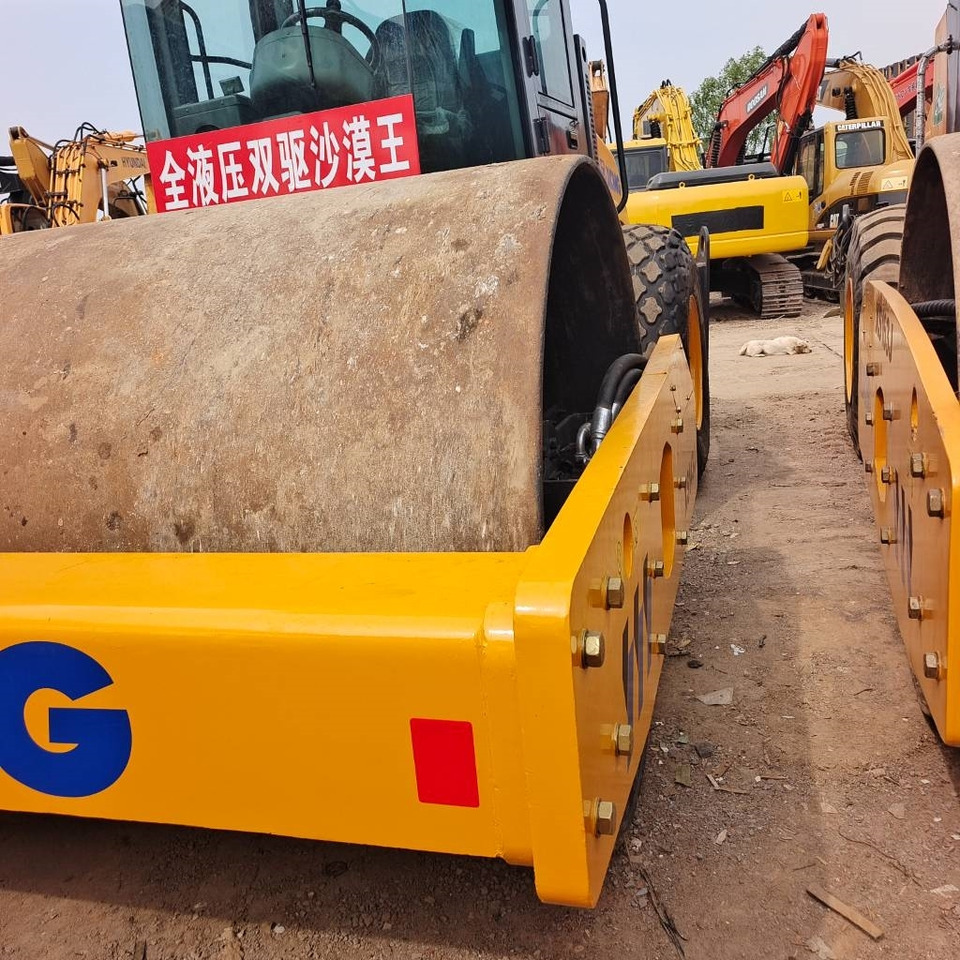 XCMG XS 143J - Walzenzug: das Bild 3 XCMG XS 143J - Walzenzug: das Bild 3