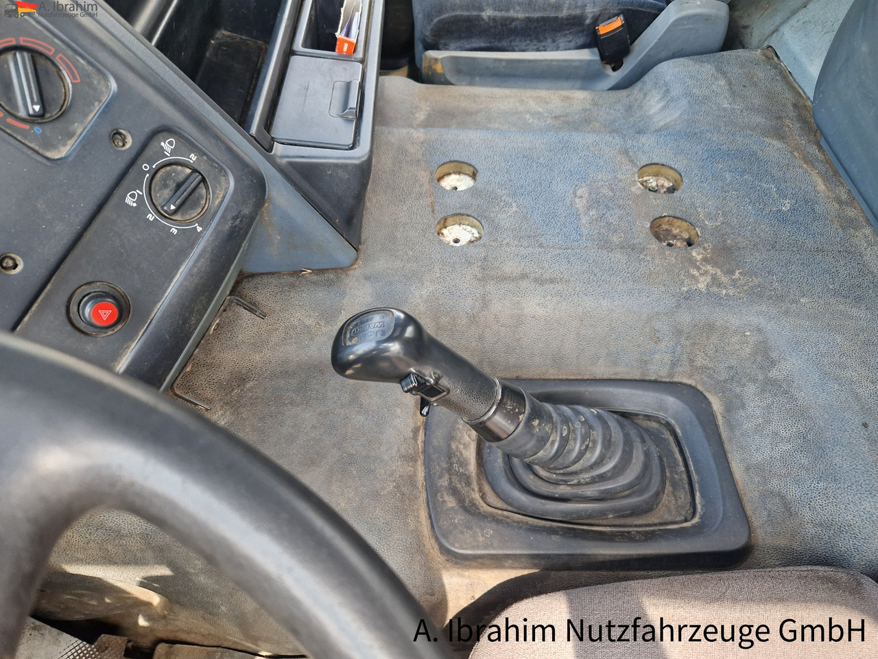 Daf CF 290 Wassertank 13500 L, Tank verzinkt Vorlauf- Lift- Lenkachse - Tankwagen: das Bild 4 Daf CF 290 Wassertank 13500 L, Tank verzinkt Vorlauf- Lift- Lenkachse - Tankwagen: das Bild 4